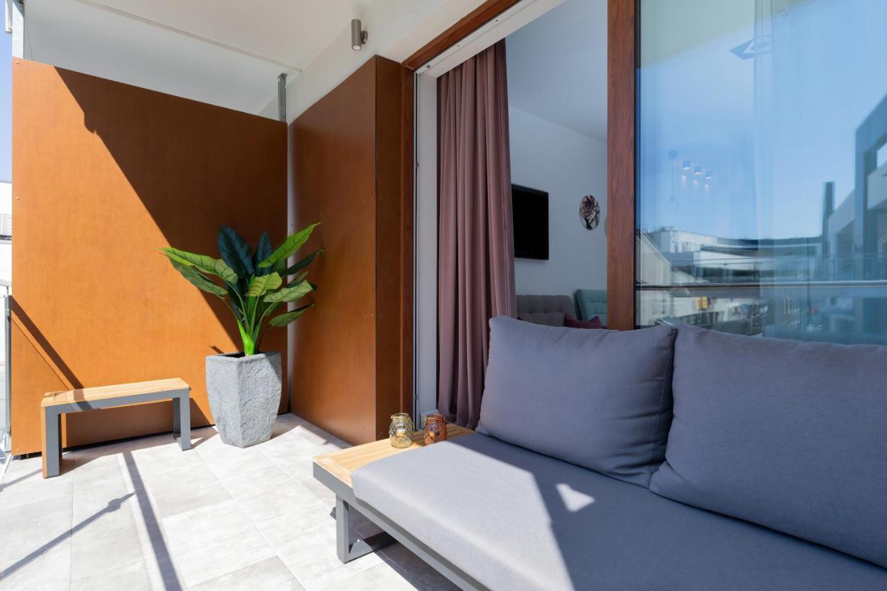Gold Flamingo Apartament By Noclegi Renters Miedzyzdroje Exterior foto